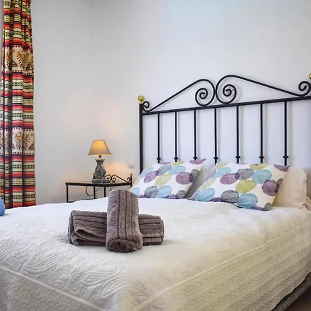 Nice In Gaspara/estepona W/ Outdoor Swimming Pool, Wifi And Outdoor Swimming Pool * Estepona